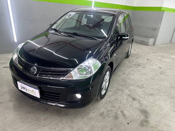 NISSAN TIIDA 1.8 SL 16V FLEX 4P MANUAL NISSAN TIIDA 1.8 SL 16V FLEX 4P MANUAL